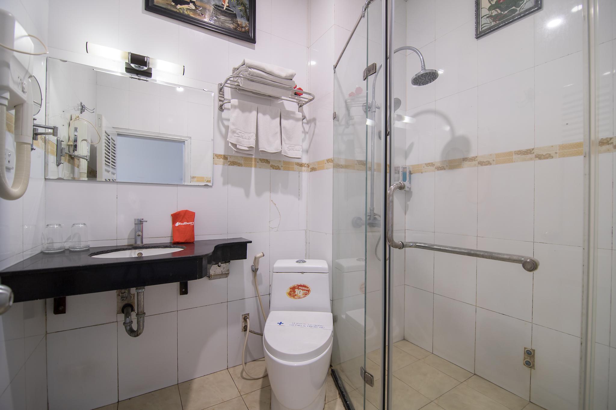 Khách sạn Reddoorz Gần Công Viên Cầu Giấy 3*